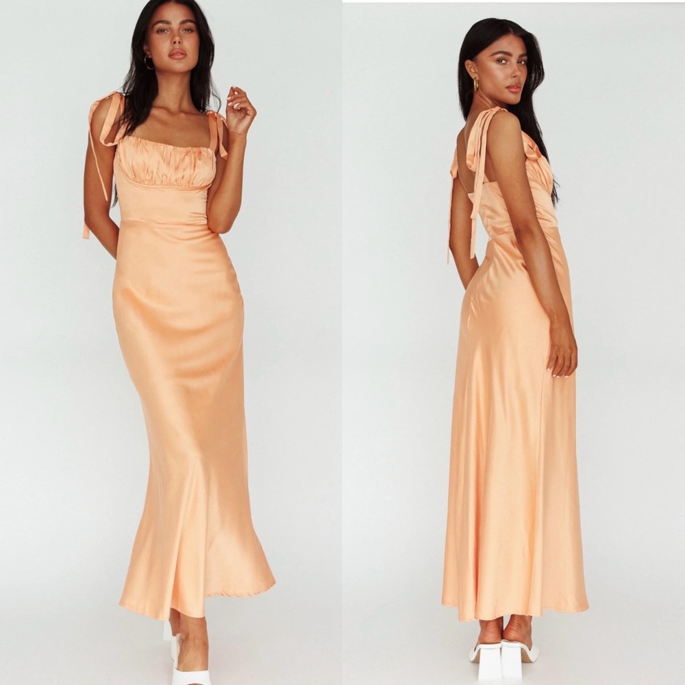 Selfie Leslie Orange Sleeveless Square Neck Maxi Dress